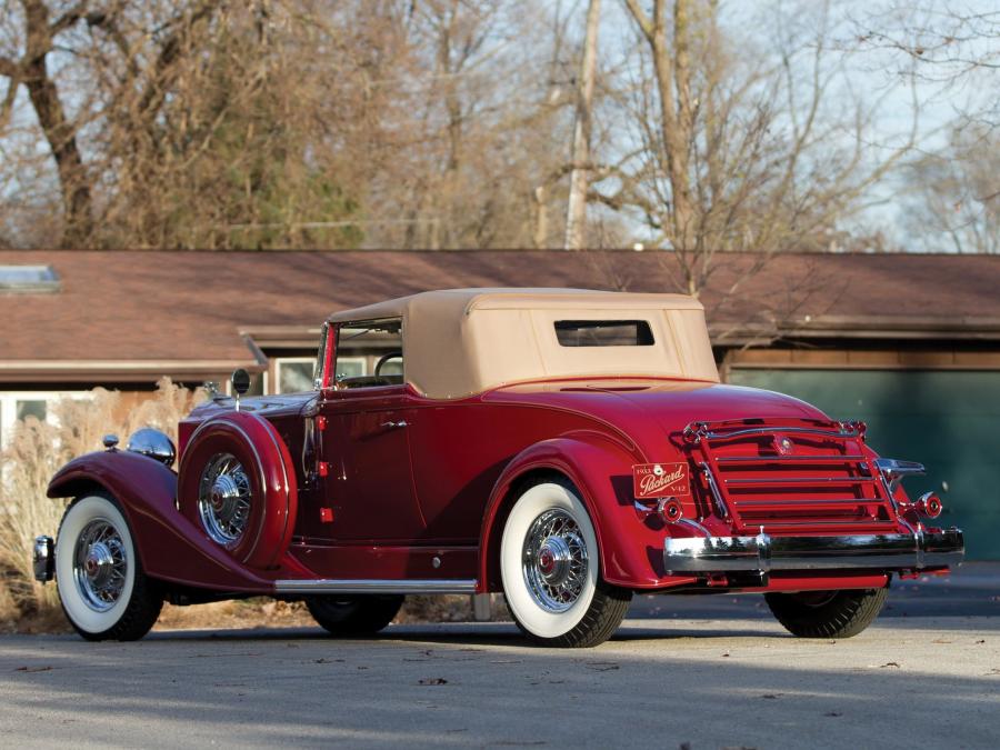  Packard Twelve Coupe Roadster 1933 года  (фото 7 из 51)